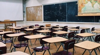 Ile powinien trwać rok szkolny?