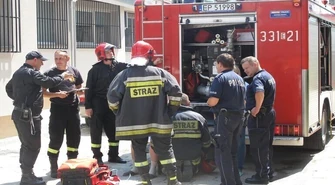 Przypalająca się potrawa narobiła dymu