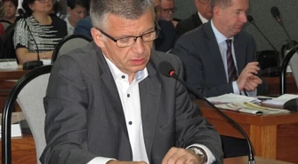 P. Winiarski: Przydałoby się zrobić przeciąg w Radzie Miasta