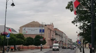 Flagi na ulicach Piotrkowa. Nowe lipcowe święto