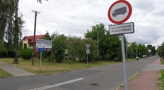 Tiry zakłócają spokój na ul. Jasnej w Piotrkowie