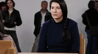 Zobacz dokument o Marinie Abramović 
