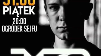 Młody raper na koncercie w Piotrkowie