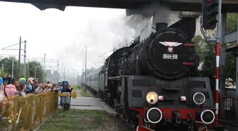 Zabytkowy parowóz przyjechał do Piotrkowa