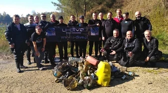 Nurkowie posprzątali zbiornik na Wapiennikach