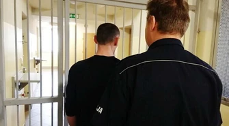 Rozbój na Słowackiego w Piotrkowie. Obywatele Gruzji pobili i okradli mężczyznę 