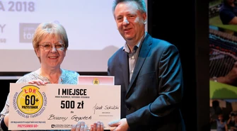 Seniorzy z Piotrkowa nagrodzeni w konkursach Przystanku 60+