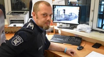 Strażnik więzienny z Piotrkowa kolejny raz uratował życie