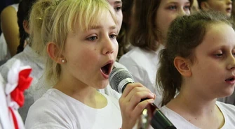 Szkoły świętują 100-lecie niepodległości: SP 16 i SP 2