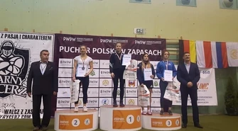 Piotrkowskie zapaśniczki znów na podium