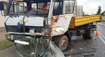 Jedna osoba ranna w wypadku w gminie Ujazd