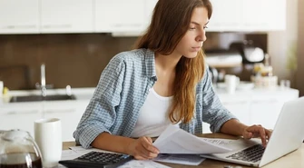 Jakie warunki należy spełnić by otrzymać pożyczkę ratalną online?