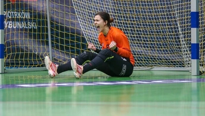 Piotrcovia pokonała lidera!