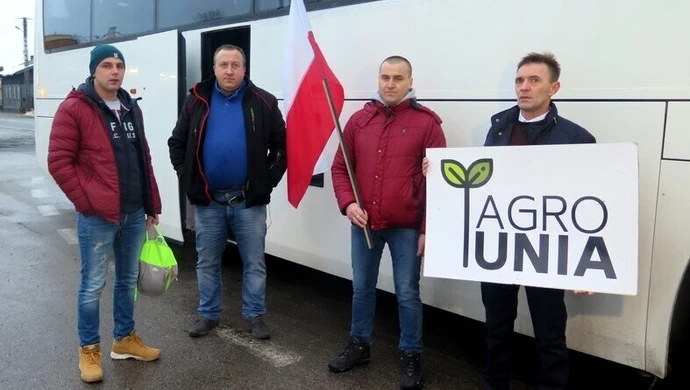 Rolnicy z naszego regionu ruszyli na Warszawę