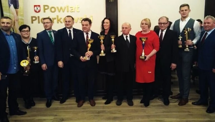 Wola Krzysztoporska druga w powiecie