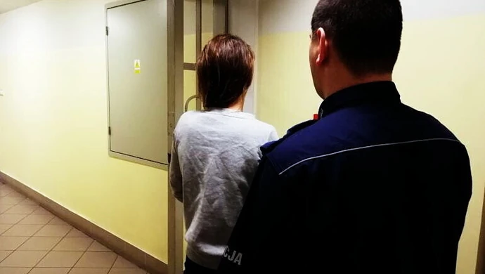 Spowodowała kolizję i uciekła. 25-latka była pijana 