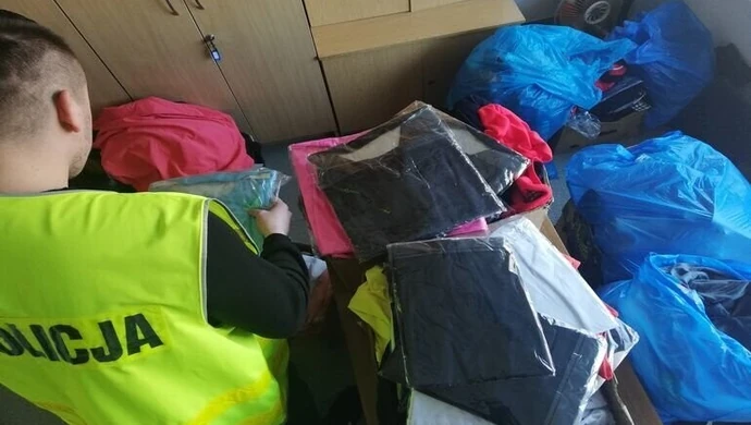 Przyłapany na handlu podróbkami