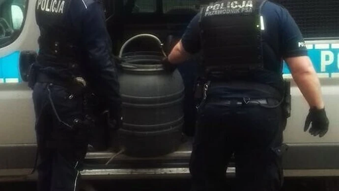 Zlikwidowali bimbrownię na terenie gminy Rozprza