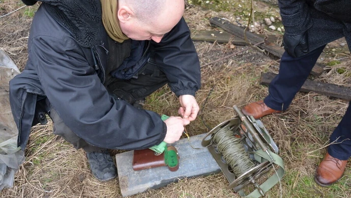 Antyterroryści i saperzy na S14 w Łódzkiem