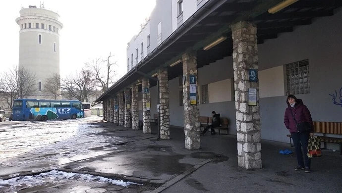 Gdzie podzieją się autobusy po sprzedaży dworca w Piotrkowie?