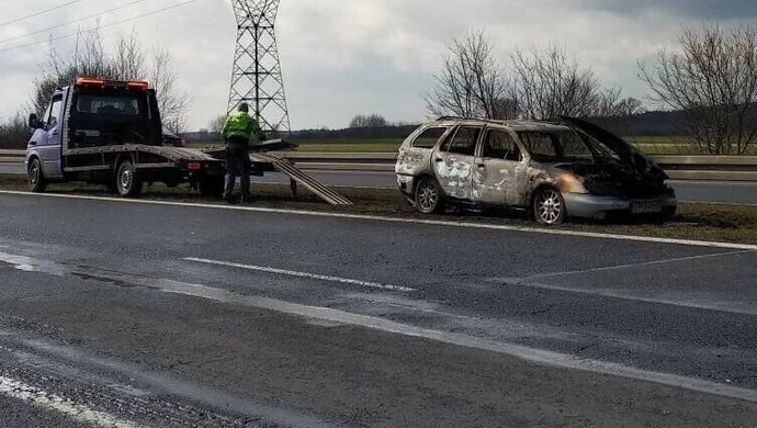 Na „gierkówce” spalił się samochód 
