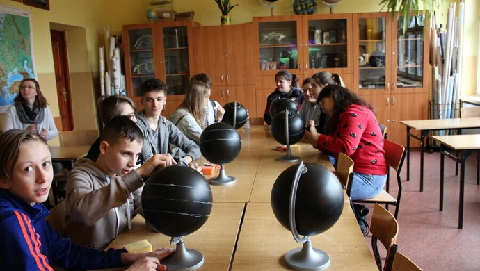 Duże zainteresowanie dniem otwartym w IV LO w Piotrkowie