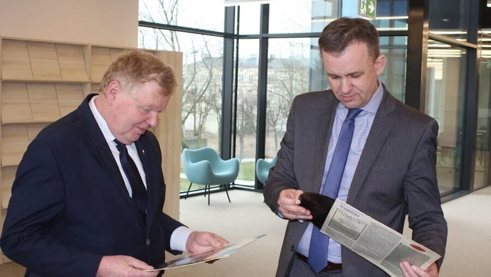 Czy województwo finansowo wesprze mediatekę? 