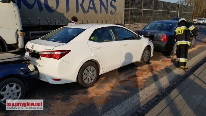 Cztery auta zderzyły się w Przygłowie