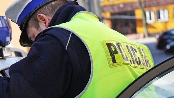 Miał prawie 3 promile, jechał seicento przez centrum Piotrkowa