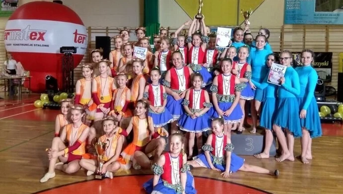 Całe podium dla Jaskółczyna 