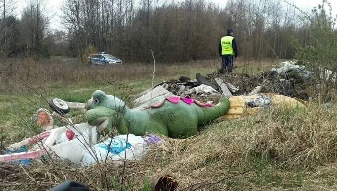 Kolejne dzikie wysypisko zlikwidowane. "Śmieciarze" staną przed sądem