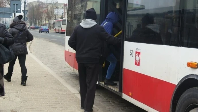 Świąteczny rozkład jazdy MZK 
