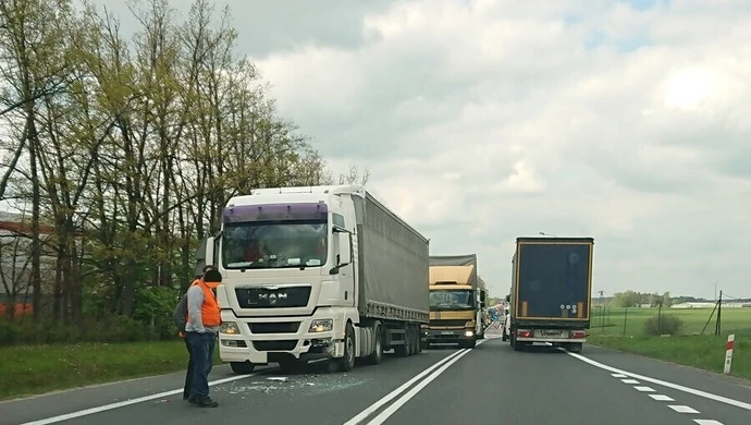 Droga Piotrków-Srock coraz bardziej niebezpieczna