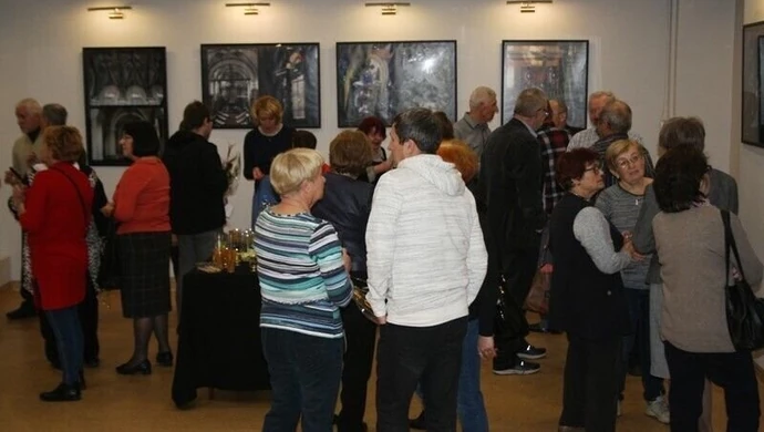 IX Doroczna Wystawa Plastyczna Klubu Seniora w OEA MOK