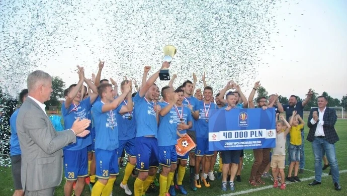 Wielkie piłkarskie emocje w Piotrkowie. Unia Skierniewice z Pucharem Polski