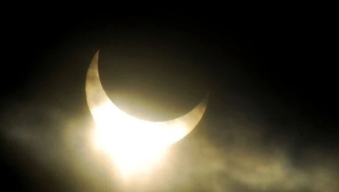 Dzisiaj zaćmienie Słońca