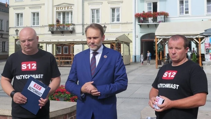 Złapali wiatr w żagle. Walka o S12 trwa