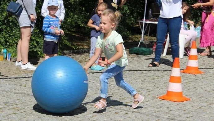 Pierwszy Rodzinny Festyn Plenerowy