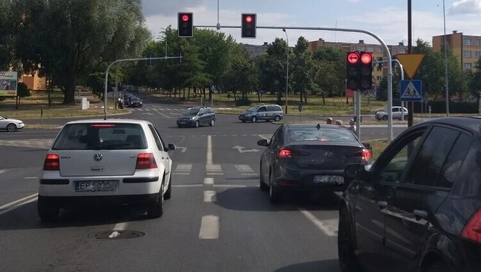 Skrzyżowanie Kostromska – Sikorskiego. Jest problem czy go nie ma?