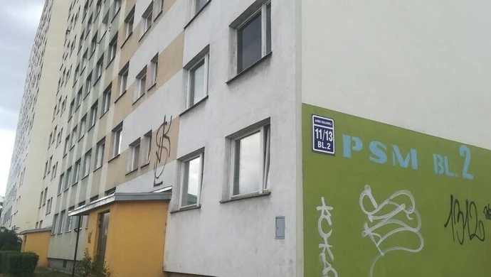 Uporczywi lokatorzy w jednym z piotrkowskich bloków