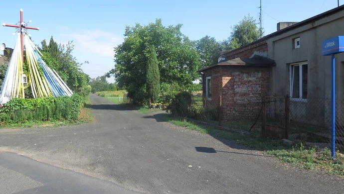 Pył przeszkadza mieszkańcom. Będzie asfalt?