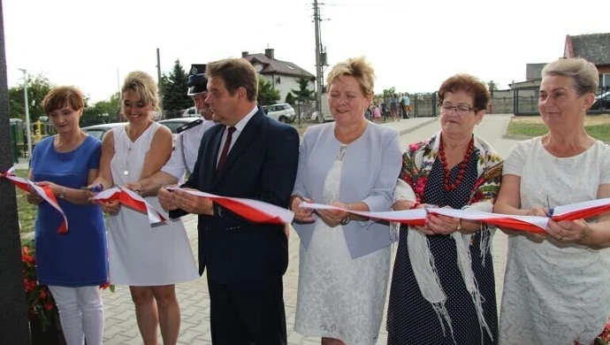 Gmina Wola Krzysztoporska: Dom Ludowy w Blizinie przebudowany i rozbudowany