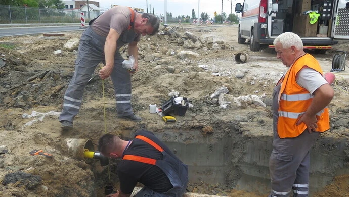 Piotrków Trybunalski: wyciek gazu podczas budowy ronda