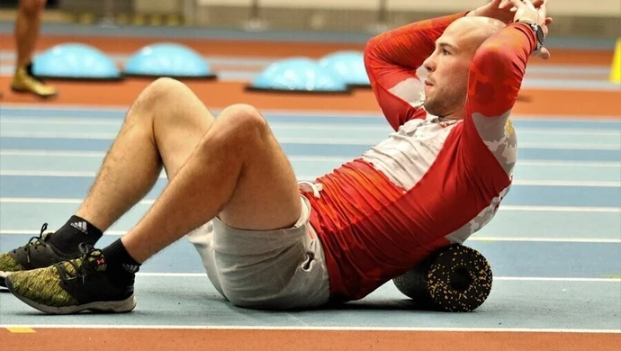 Mateusz Bernatek na ostatniej prostej przed mistrzostwami świata