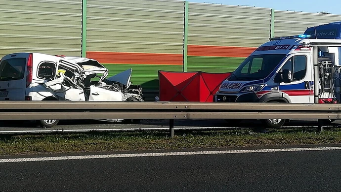 4 osoby ranne w wypadku na S8 pod Piotrkowem