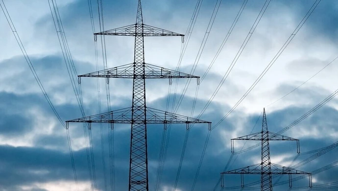 Od poniedziałku bez prądu. Energetycy nadal usuwają skutki silnego wiatru