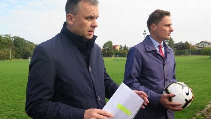 Boczne boiska na stadionie Concordii zostaną przebudowane