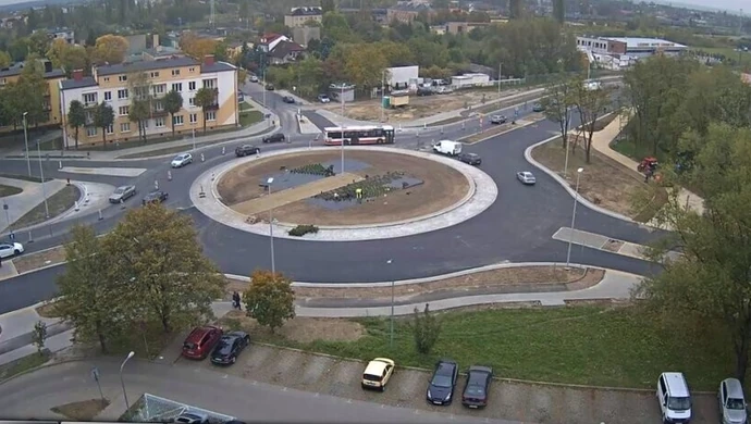 Nowe rondo w Piotrkowie gotowe przed 1 listopada