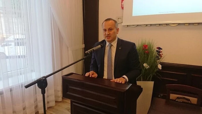 Wg starosty piotrkowskiego szef łódzkiego NFZ mógł popełnić przestępstwo. Do prokuratury wpłynęło już doniesienie