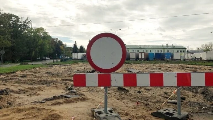 Trwa remont pętli autobusowej przy Dworskiej